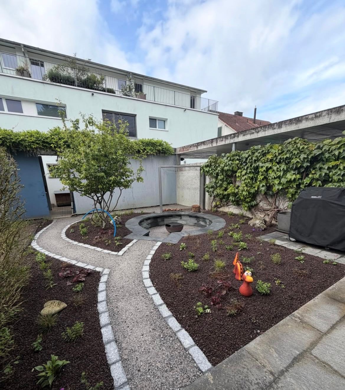 Gartenarbeiten